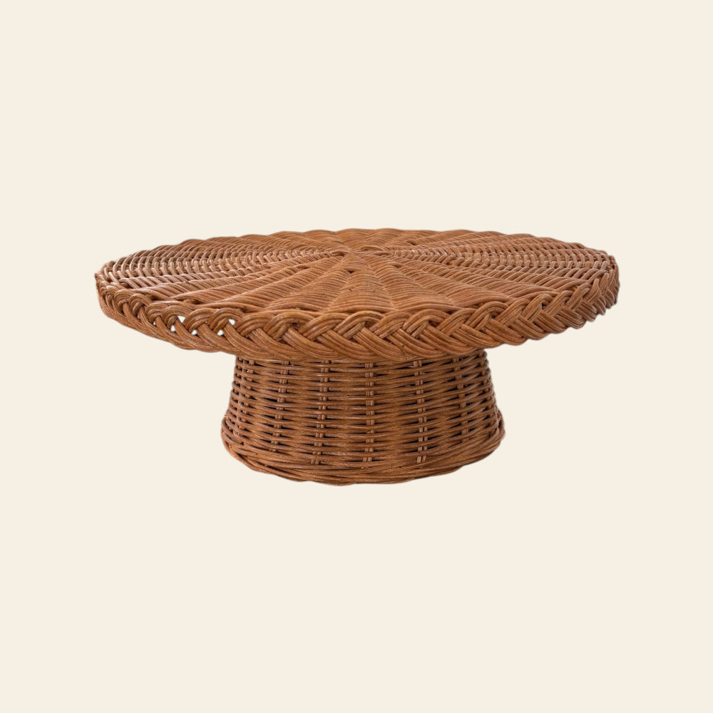 Large cake stand